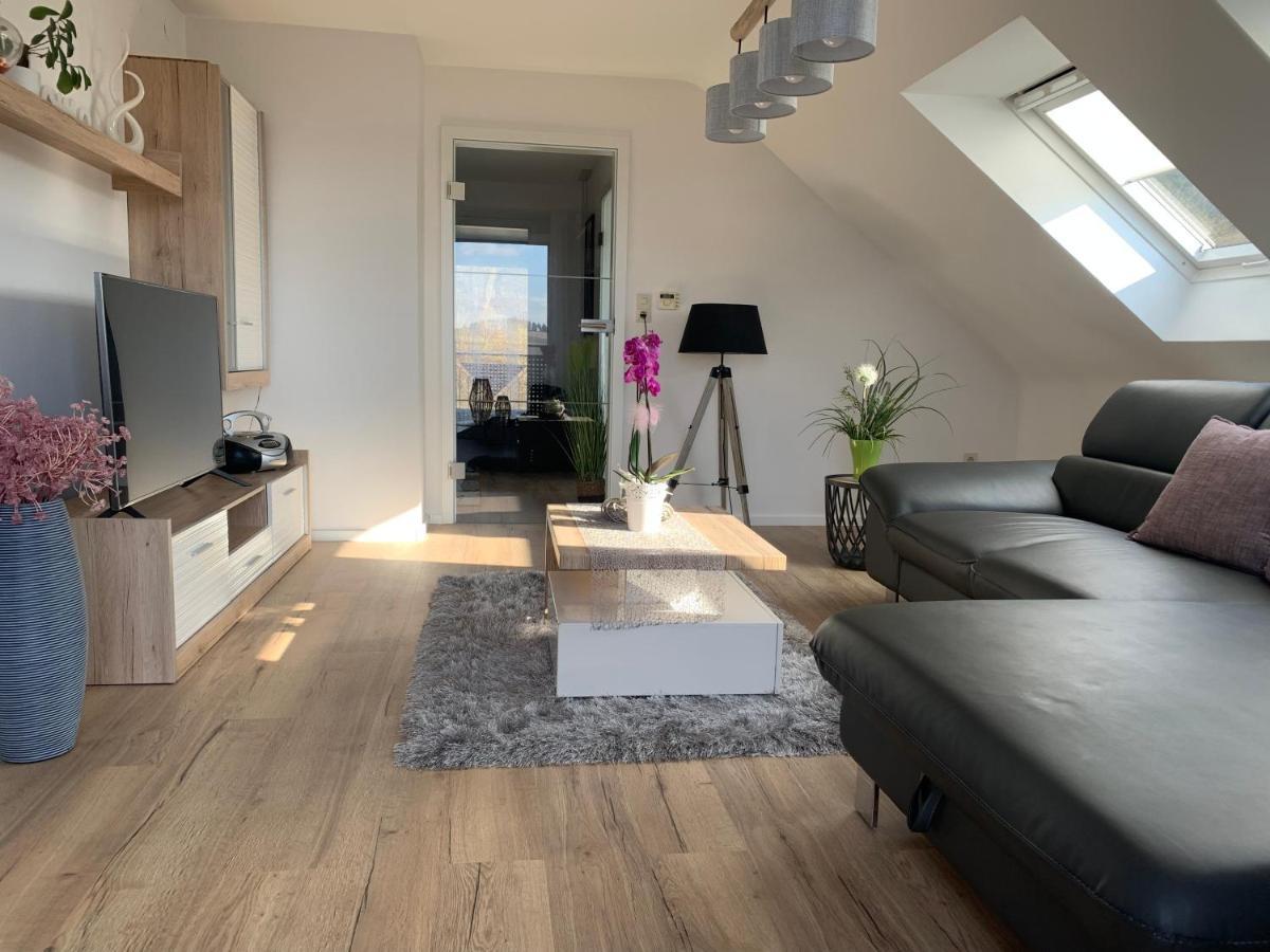 Tolle Ferienwohnung Mit Loggia In Schauenstein 100Qm Bei Hof An Der Saale Frankenwald Bagian luar foto