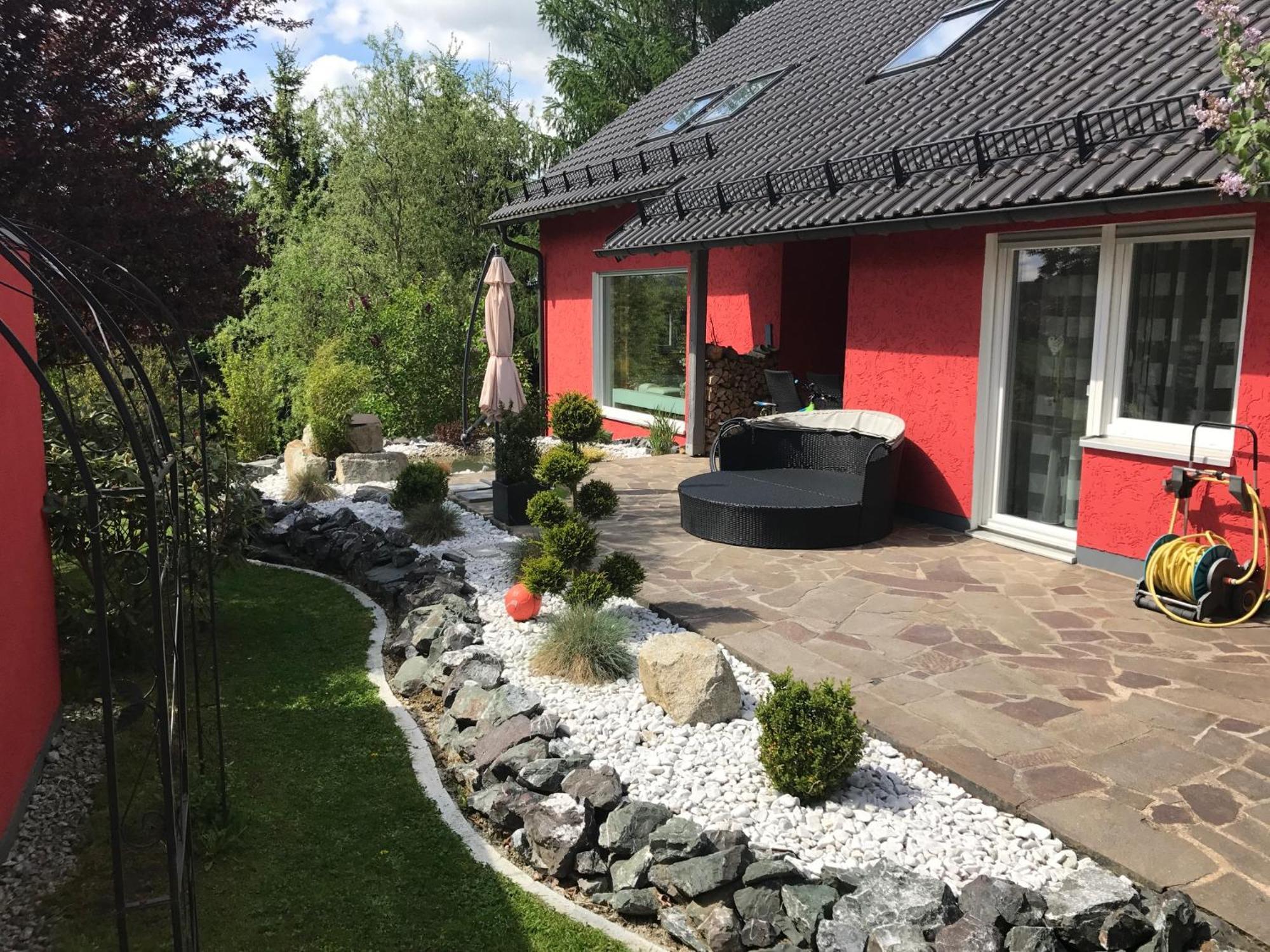 Tolle Ferienwohnung Mit Loggia In Schauenstein 100Qm Bei Hof An Der Saale Frankenwald Bagian luar foto