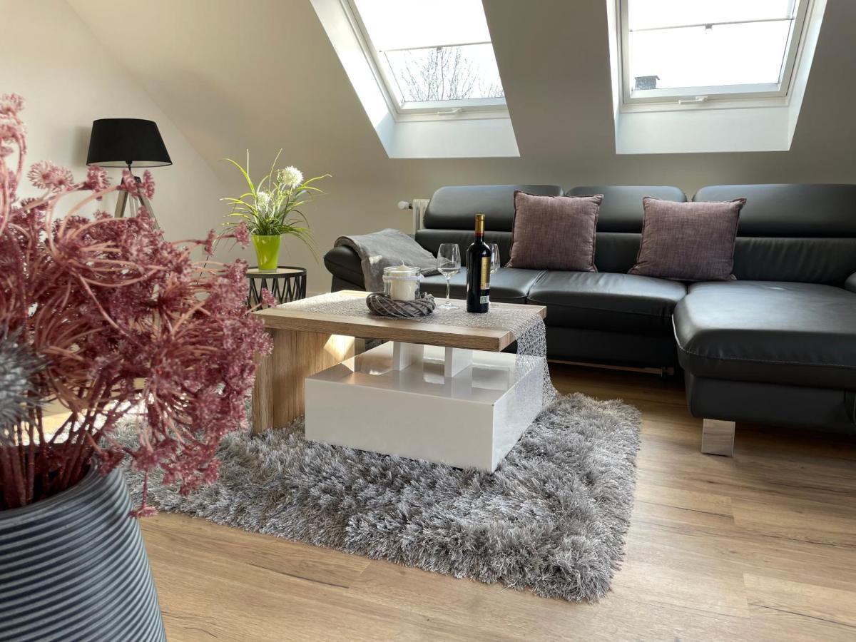 Tolle Ferienwohnung Mit Loggia In Schauenstein 100Qm Bei Hof An Der Saale Frankenwald Bagian luar foto